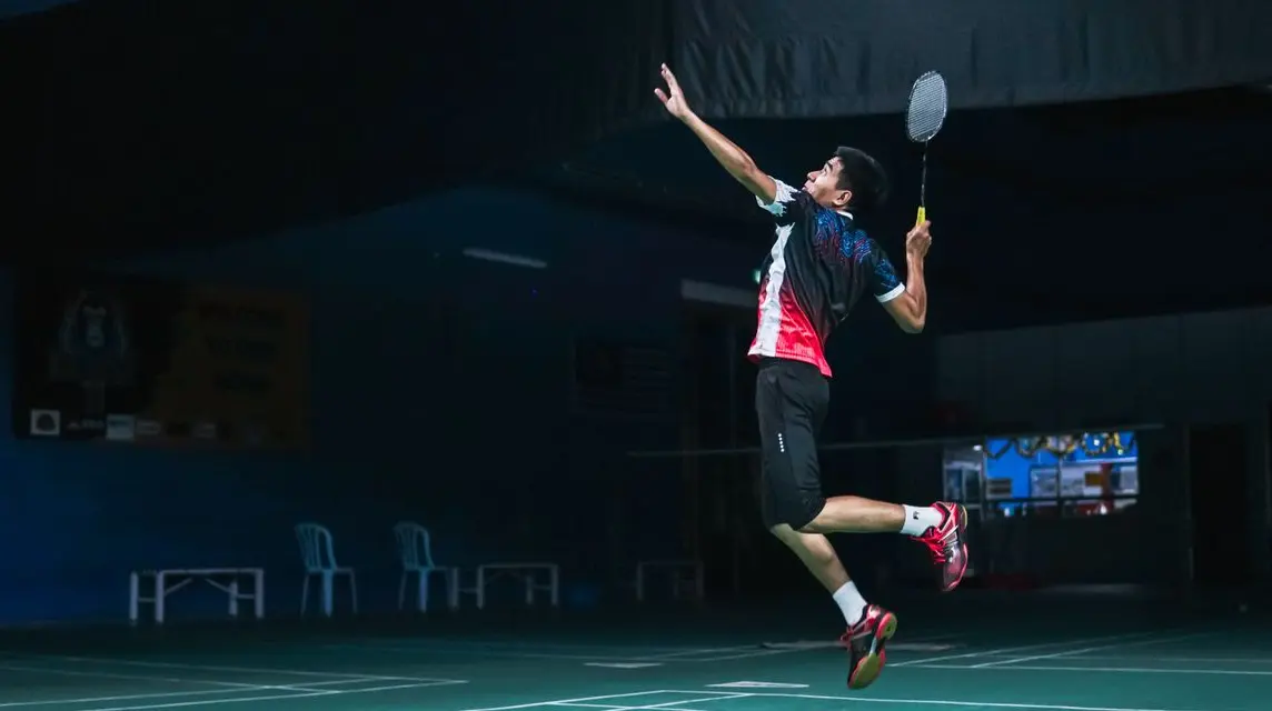 Rekomendasi Sepatu Badminton Lokal